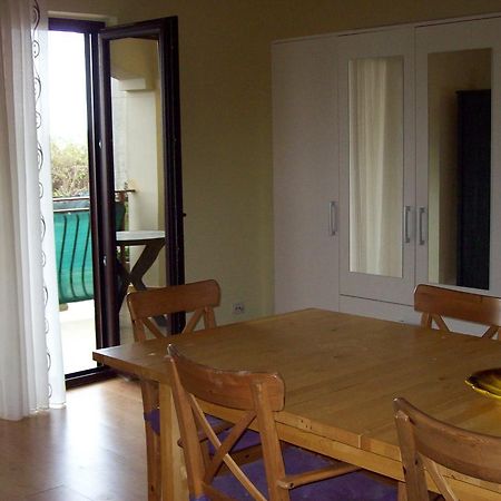 Apartment Monfiorenzo 11 ロヴィニ エクステリア 写真