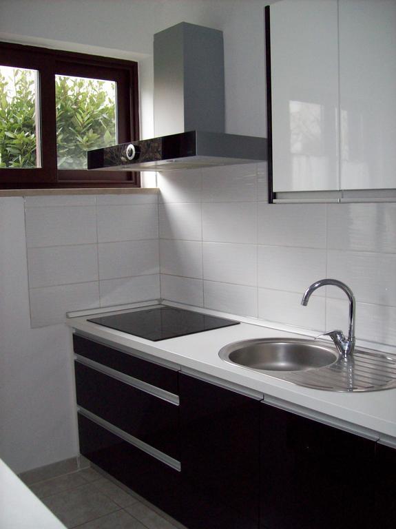 Apartment Monfiorenzo 11 ロヴィニ エクステリア 写真