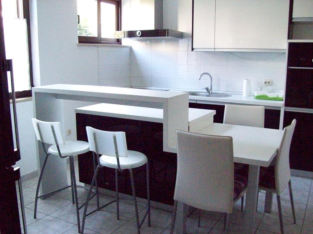 Apartment Monfiorenzo 11 ロヴィニ エクステリア 写真