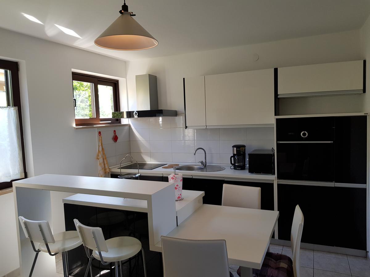 Apartment Monfiorenzo 11 ロヴィニ エクステリア 写真